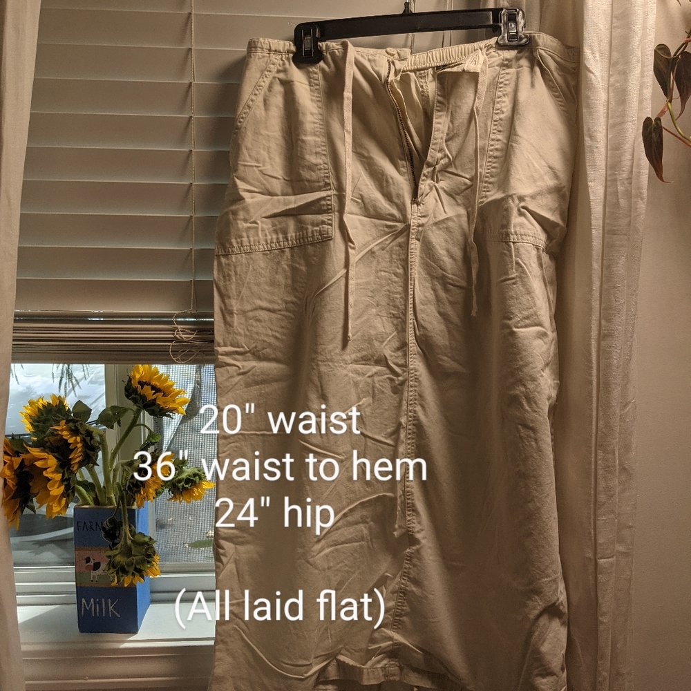Vintage Eddie Bauer Khaki midi length skirt
